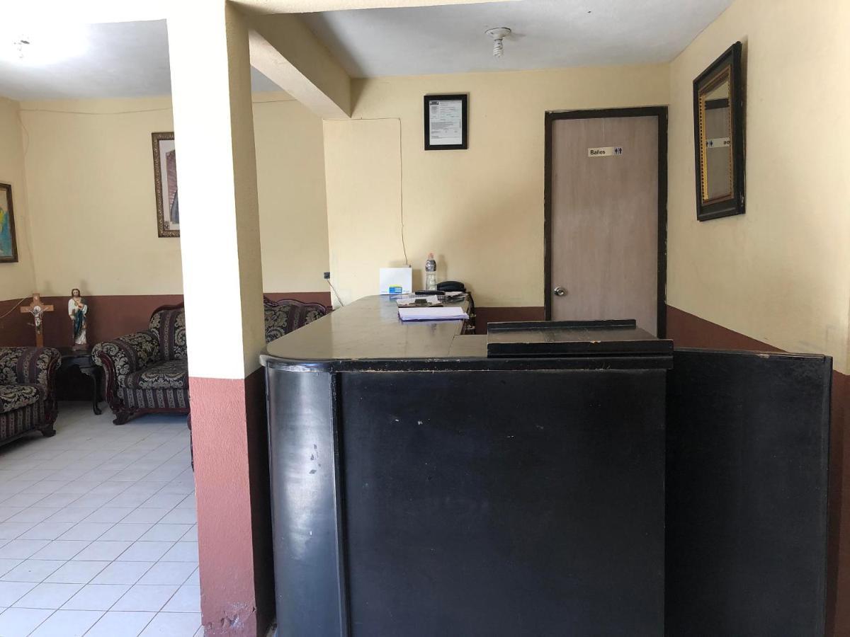 Oyo Hotel Cuatro Reales Galeana Dış mekan fotoğraf