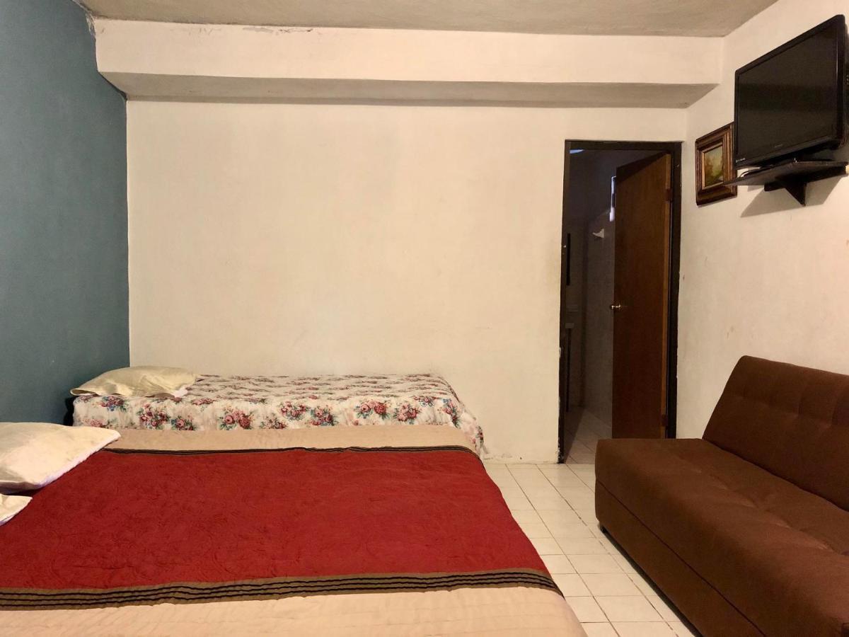 Oyo Hotel Cuatro Reales Galeana Dış mekan fotoğraf